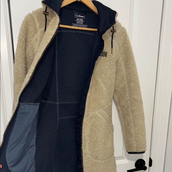 L.L.Bean Mountain Pile Fleece Coat - Picture 11 of 11